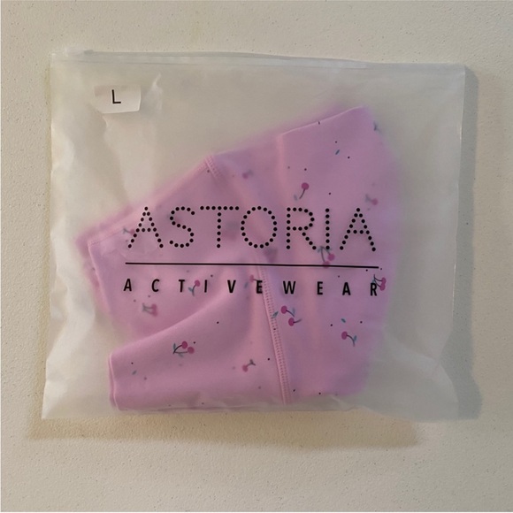 Pink Cherry Active Set - Picture 4 of 5